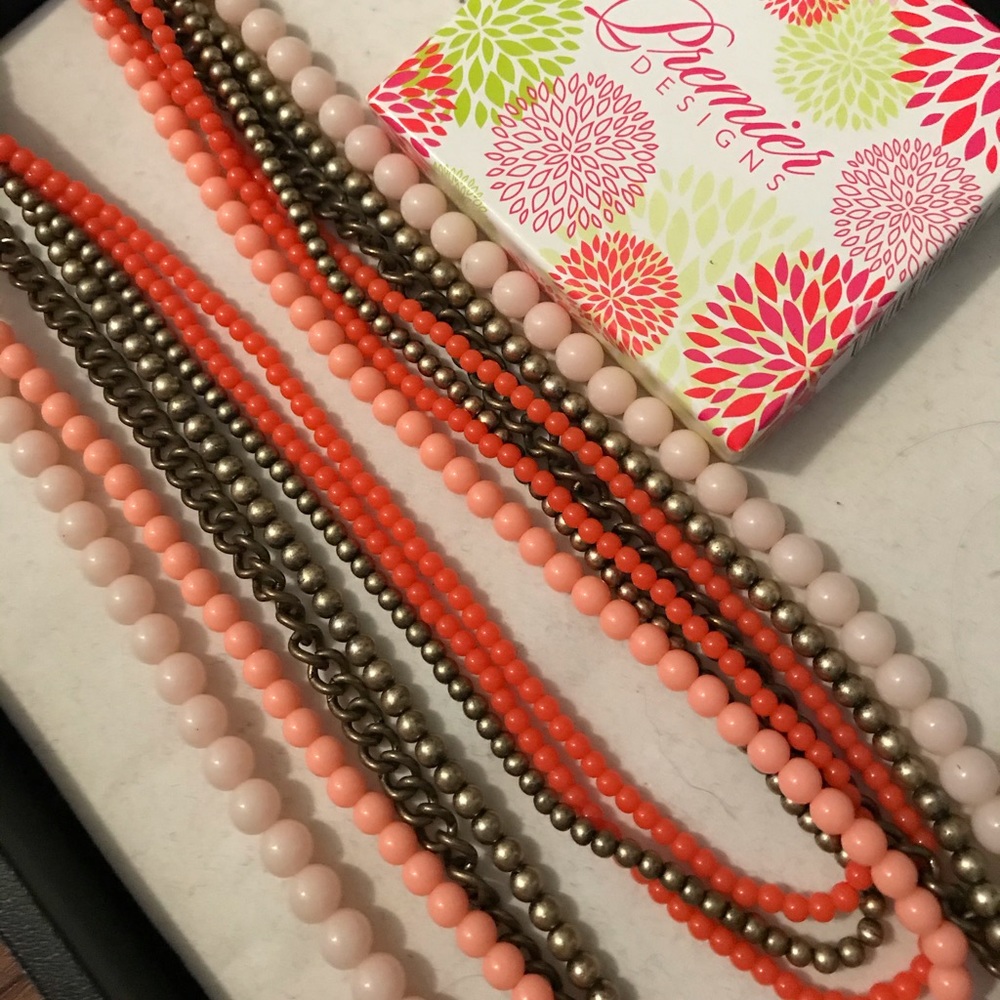 Premier Designs Necklace!